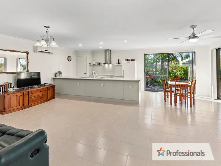 Seventh view of Homely house listing, 2 Savory Crescent, Yalyalup WA 6280