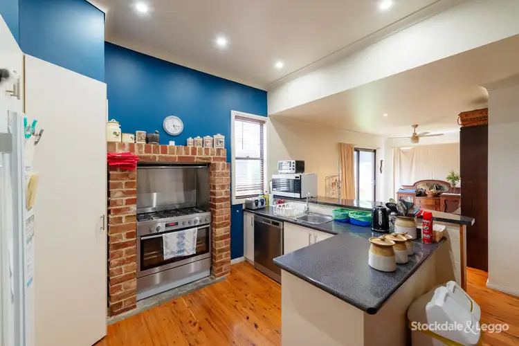 Second view of Homely house listing, 100 Parfitt Road, Wangaratta VIC 3677