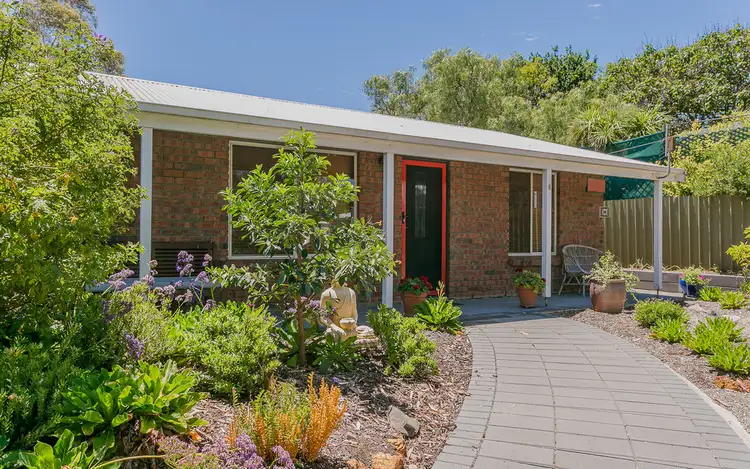 8 DAVID STREET, Mccracken SA 5211
