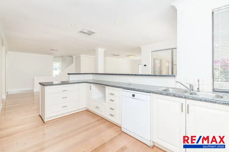 Sixth view of Homely house listing, 7 Heston Close, Leeming WA 6149