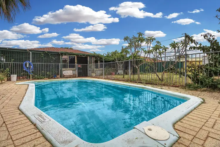11 Nabberu Loop, Cooloongup WA 6168
