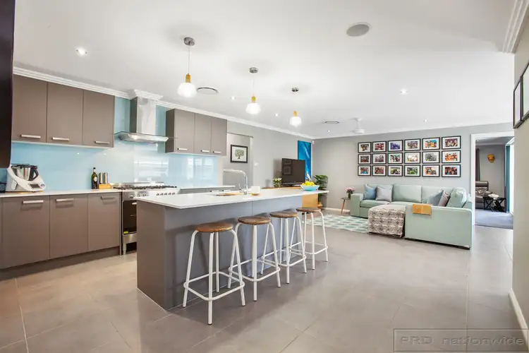 Second view of Homely house listing, 32 Portabello Crescent, Thornton NSW 2322