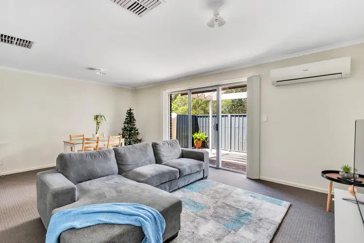 Second view of Homely house listing, 33 The Glenn, Morphett Vale SA 5162