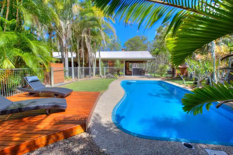 2452 Round Hill Road, Agnes Water QLD 4677