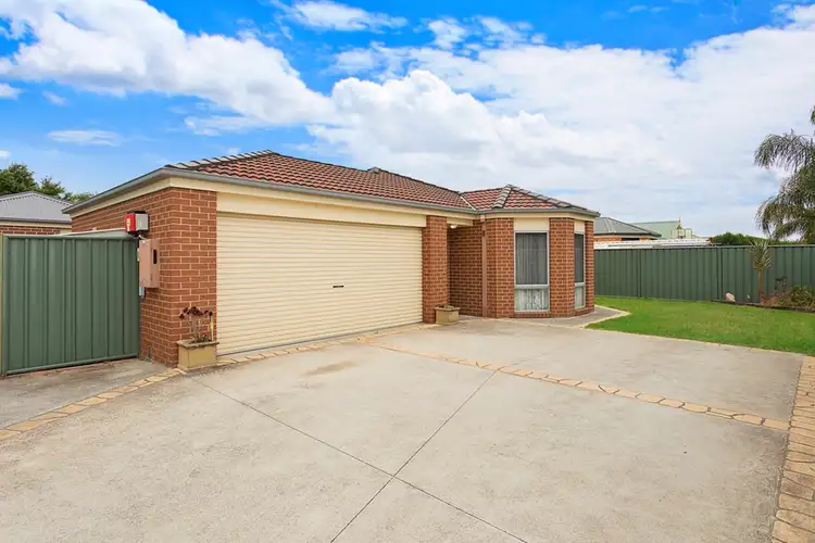 8 Fussel Court, Wodonga VIC 3690