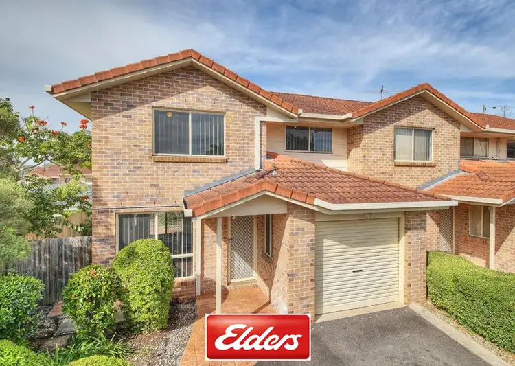 Main view of Homely townhouse listing, 11/17 VICTOR STREET, Runcorn QLD 4113