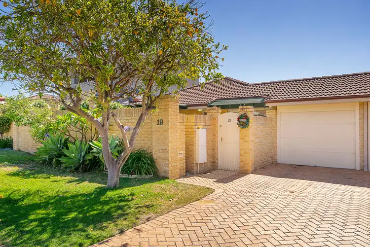 19 Ostend Road, Scarborough WA 6019