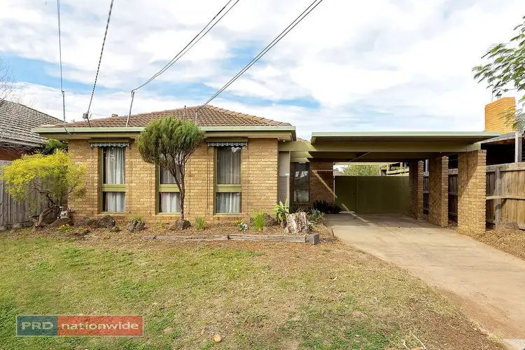 19 Elizabeth Avenue, Werribee VIC 3030