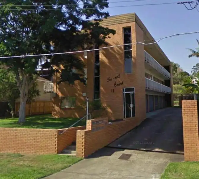 2/11 Lawson Street, Morningside QLD 4170