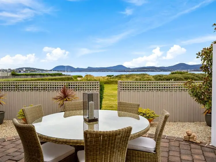 1/6 Mansell Court, Sandy Bay TAS 7005