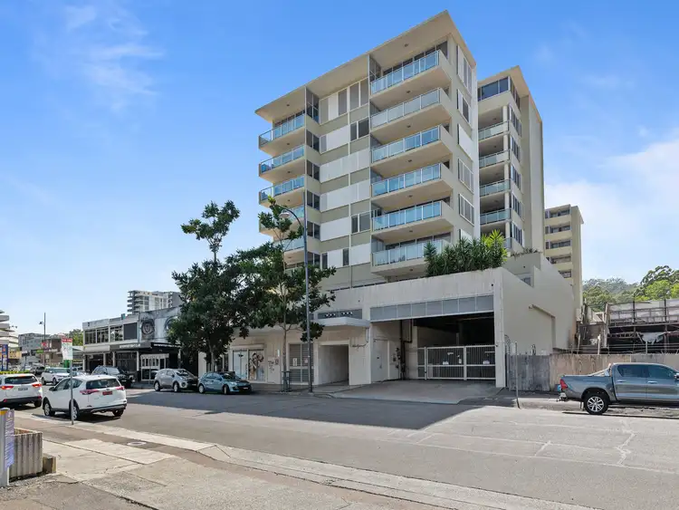 19/12 Baker Street, Gosford NSW 2250