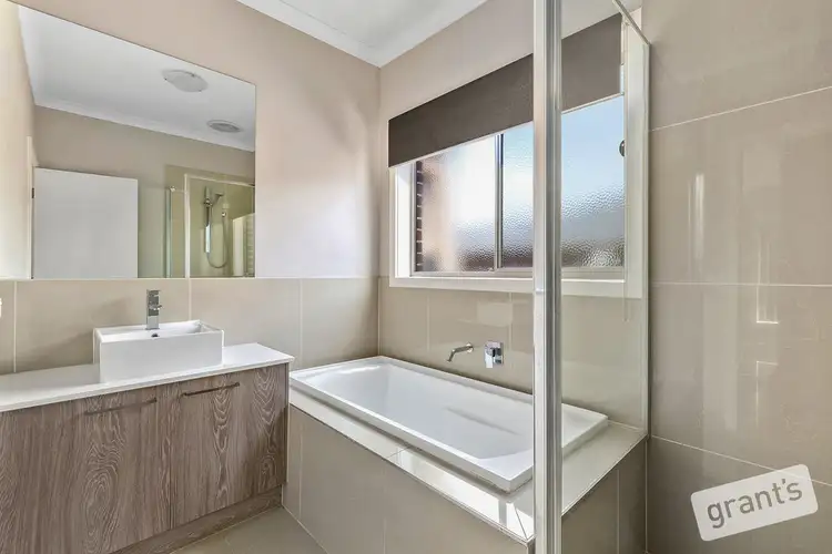 Fourth view of Homely house listing, 124 Manna Gum Drive, Pakenham VIC 3810