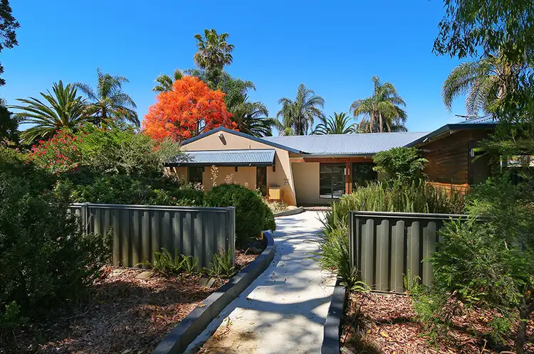 Fourth view of Homely house listing, 14 Celosia Way, Riverton WA 6148