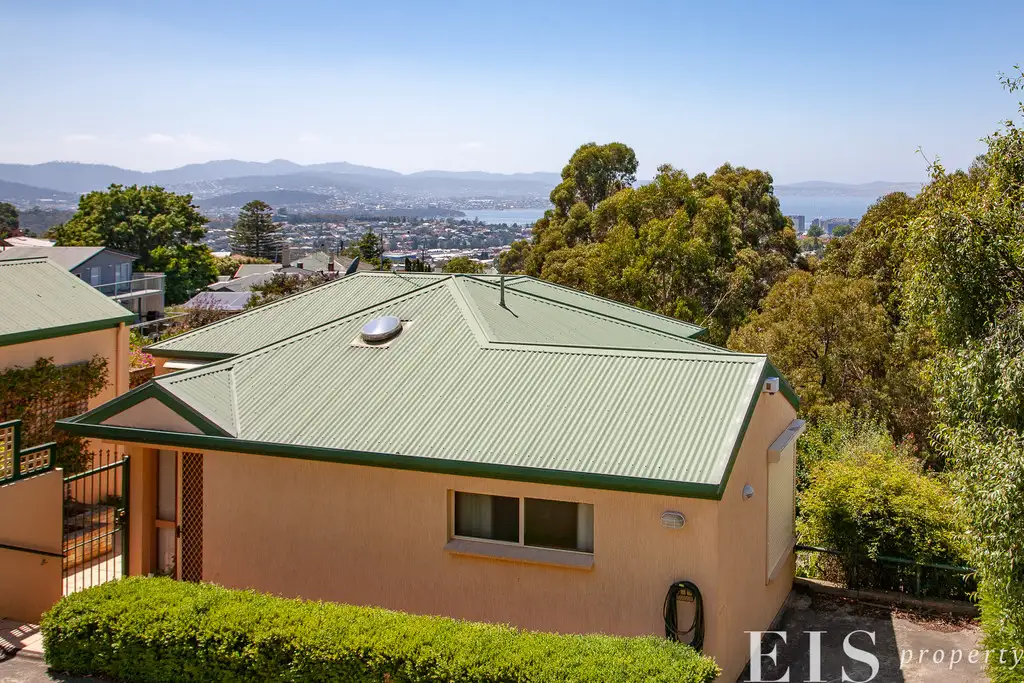 Main view of Homely townhouse listing, 4/18 Hooper Crescent, Mount Stuart TAS 7000