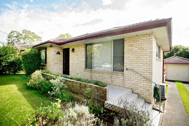 Sixth view of Homely house listing, 8 Hibiscus Close, Taree NSW 2430