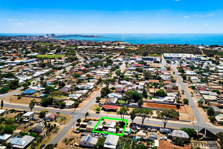 Second view of Homely house listing, 231A Second, Wonthella WA 6530