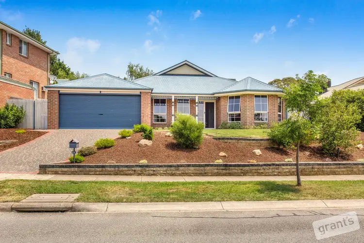 66 Jarryd Crescent, Berwick VIC 3806
