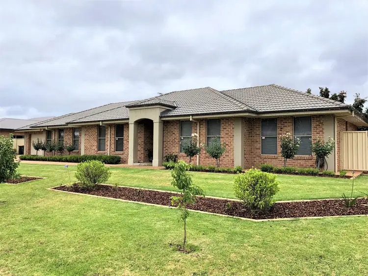 24 North Grove Drive, Griffith NSW 2680
