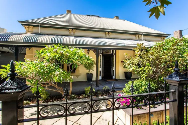16 Claire Street, Largs Bay SA 5016