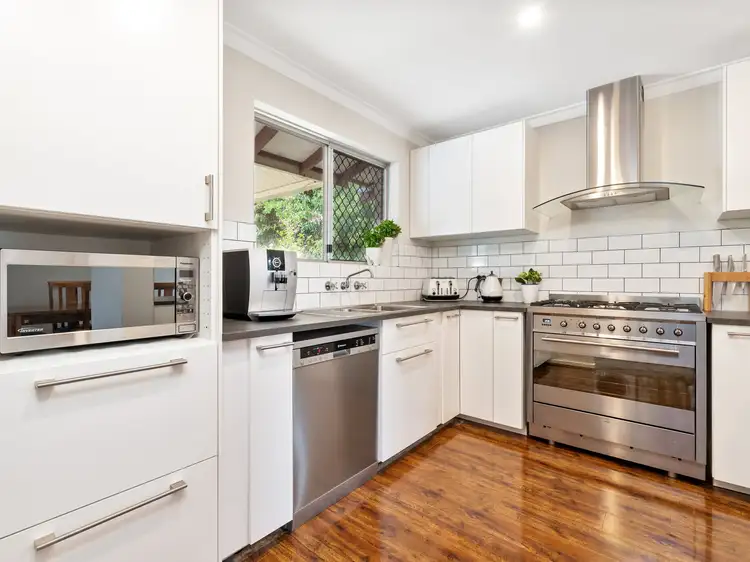 29 Carlisle Road, Kalamunda WA 6076