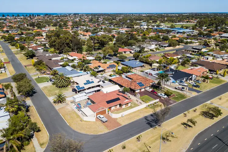 38 Kingston Way, Safety Bay WA 6169