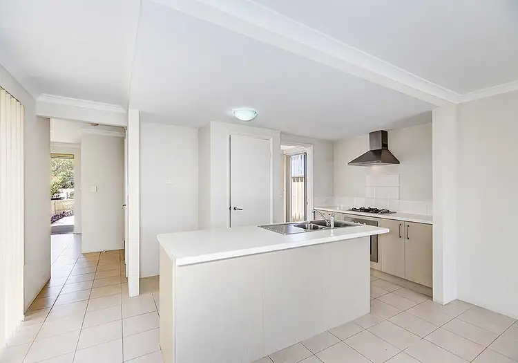 Sixth view of Homely house listing, 8 Vickridge Close, Beaconsfield WA 6162