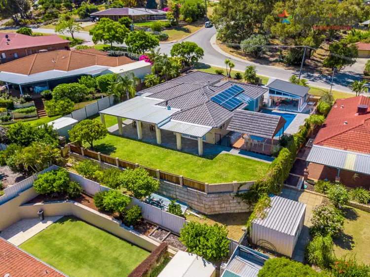 57 Henrietta Av, Mount Nasura WA 6112