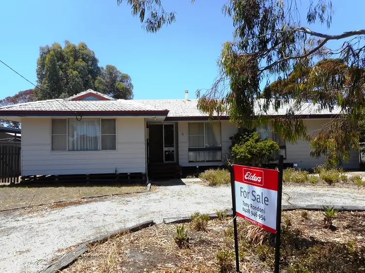 4 Whitehead Road, Gnowangerup WA 6335