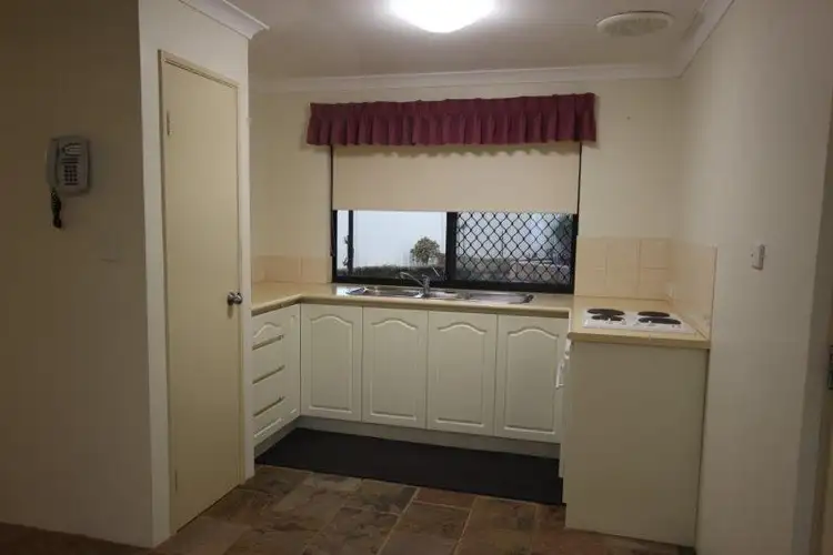 Second view of Homely house listing, 7/14 Thatcher St, Waroona WA 6215