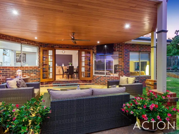 37 Samphire Road, Canning Vale WA 6155