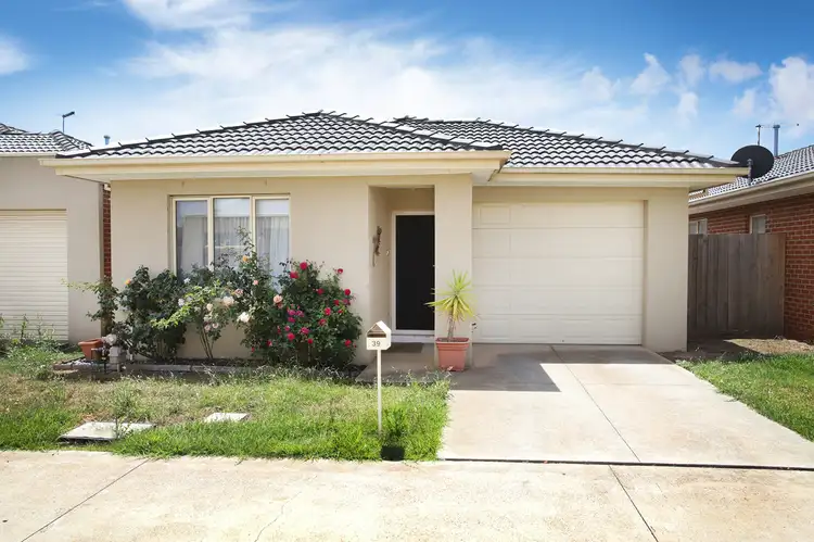 39/35-47 Tullidge Street, Melton VIC 3337