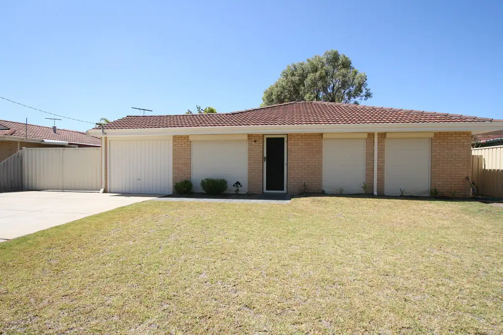 Main view of Homely house listing, 4 Fitzroy Close, Cooloongup WA 6168
