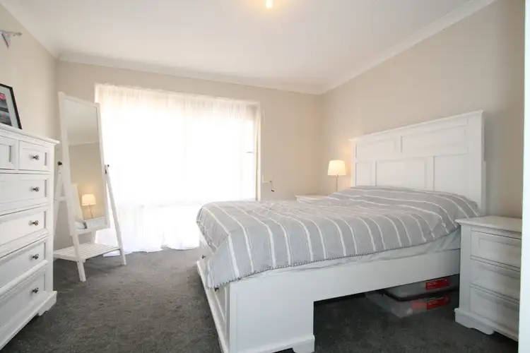 Seventh view of Homely house listing, 4 Fitzroy Close, Cooloongup WA 6168