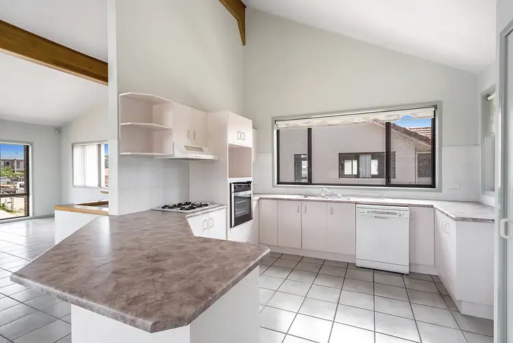 Sixth view of Homely semi-detached listing, 1/4 Fitzroy Street, Anna Bay NSW 2316
