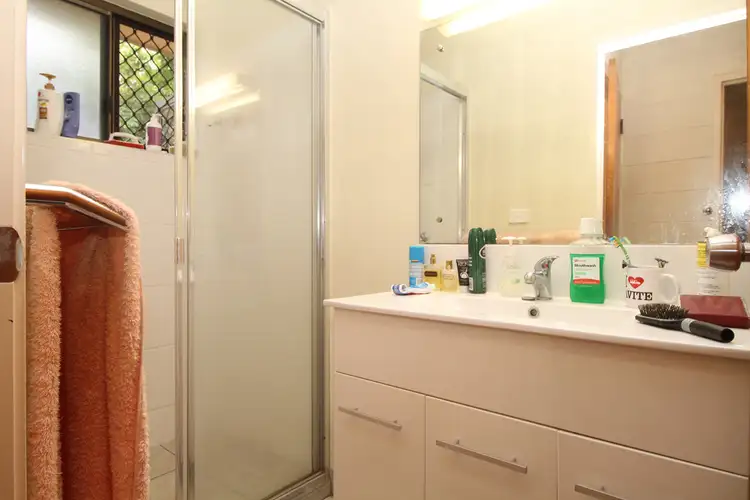 Sixth view of Homely unit listing, 4/23 Leigh Street, West End QLD 4810