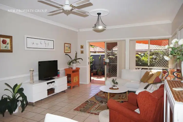 17 Winnecke Close, Forest Lake QLD 4078