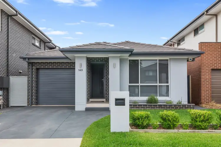 143 Maddecks Avenue, Moorebank NSW 2170