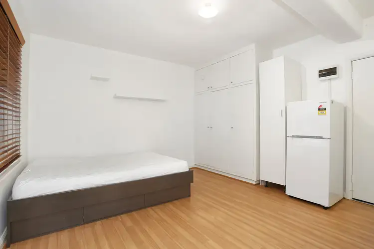 Second view of Homely studio listing, 9/42 WATERLOO CRESCENT, St Kilda VIC 3182
