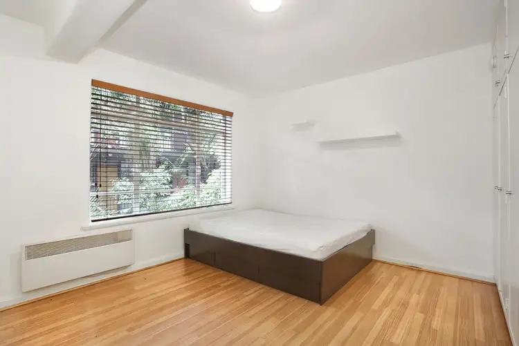 Third view of Homely studio listing, 9/42 WATERLOO CRESCENT, St Kilda VIC 3182