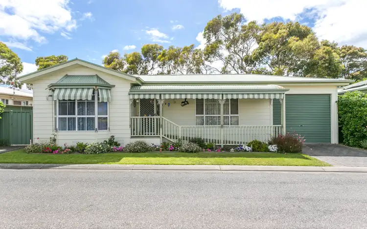 3 Rosetta Village, 1-27 Maude Street, Encounter Bay SA 5211