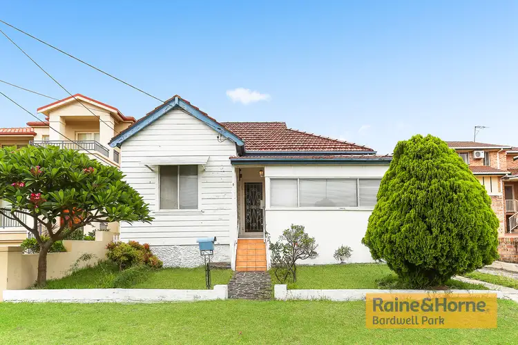 9 Nelson Road, Earlwood NSW 2206
