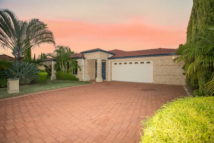 22 Sandison Way, Landsdale WA 6065