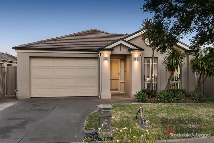 16 Mittagong Rise, Craigieburn VIC 3064