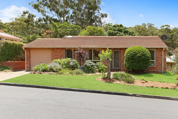 10 Greenlee Street, Green Point NSW 2251