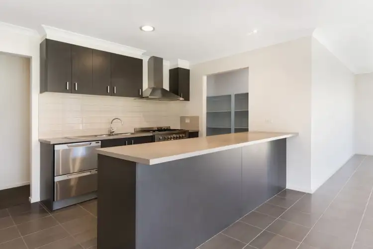 Second view of Homely house listing, 33 Mathieson Place, Lara VIC 3212