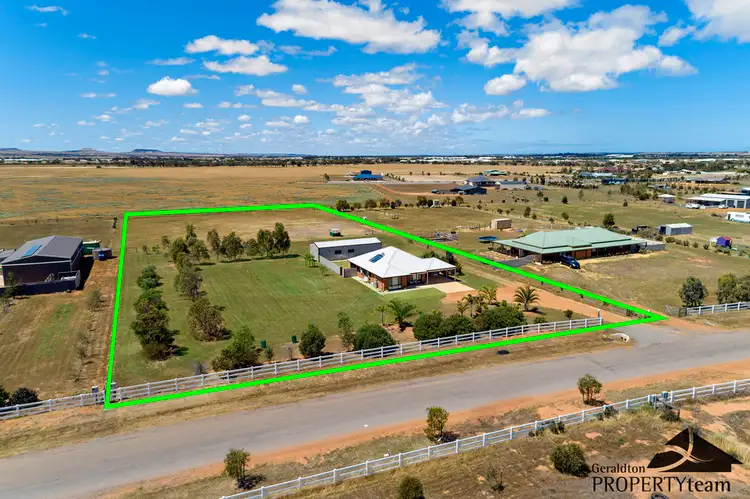 18 Lincoln Street, Deepdale WA 6532