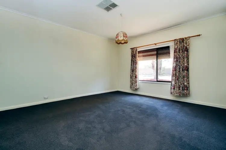 Sixth view of Homely house listing, 4 Petch Street, Loxton SA 5333