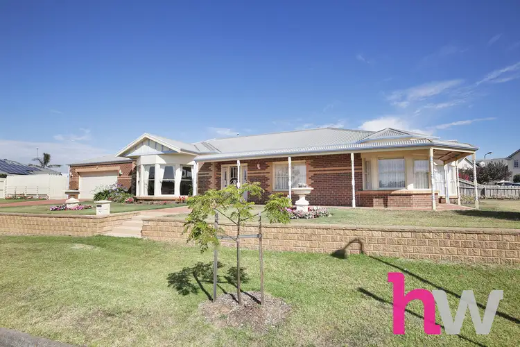 3 Dumfries Court, Highton VIC 3216