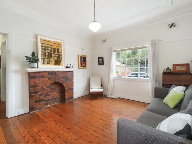 2/70 Ewart Street, Marrickville NSW 2204