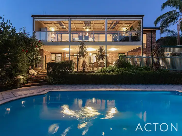 13 Trinnick Place, Booragoon WA 6154